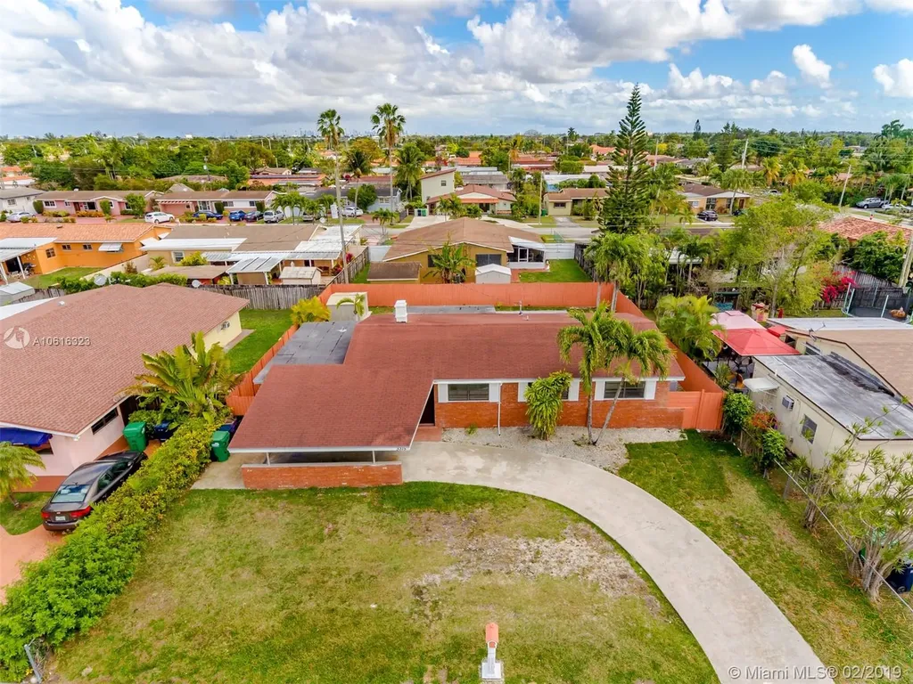 3315 SW 97th Avenue Miami FL 33165