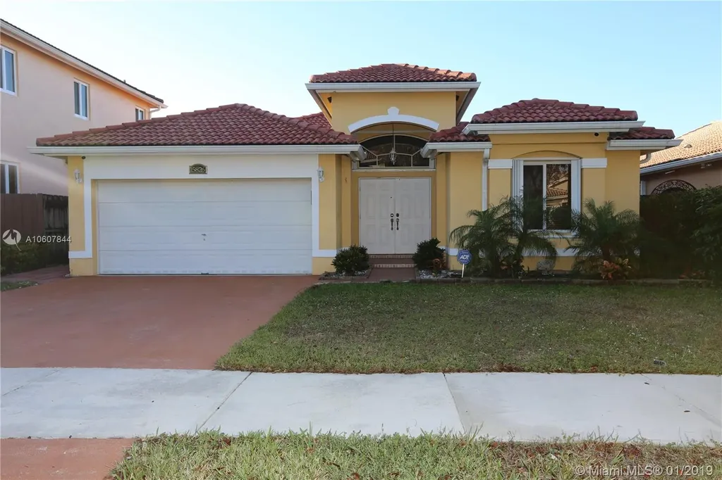 15826 SW 65th Terrace Miami FL 33193