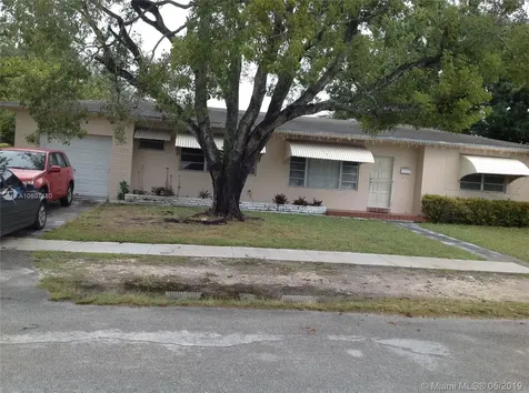 1285 NE 137th Terrace North Miami FL 33161