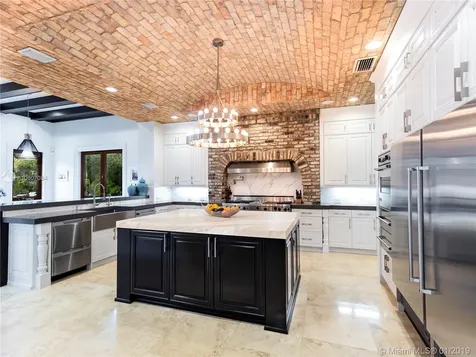 6645 SW 102 Street Pinecrest FL 33156