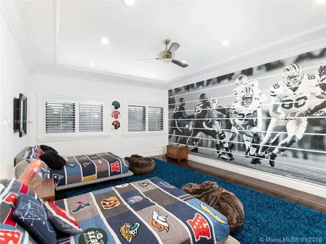 6645 SW 102 Street Pinecrest FL 33156