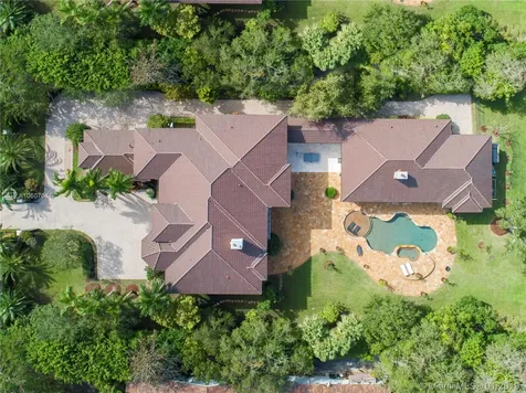 6645 SW 102 Street Pinecrest FL 33156