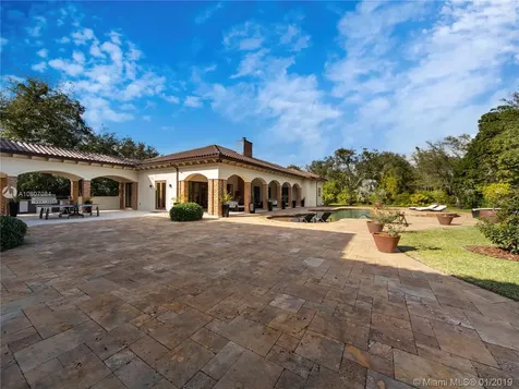 6645 SW 102 Street Pinecrest FL 33156