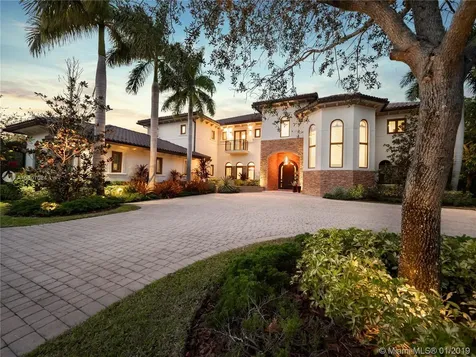 6645 SW 102 Street Pinecrest FL 33156