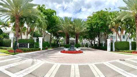 20000 NE 36th Place Aventura FL 33180