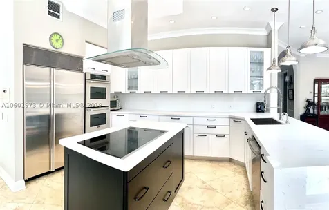 20000 NE 36th Place Aventura FL 33180