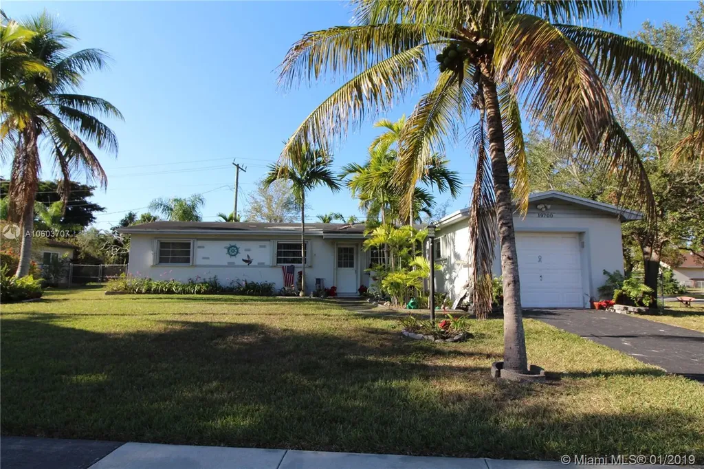 19700 Whispering Pines Road Cutler Bay FL 33157