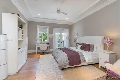 9001 Banyan Drive Miami FL 33156