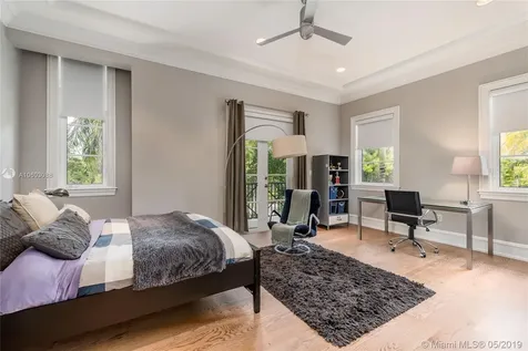 9001 Banyan Drive Miami FL 33156
