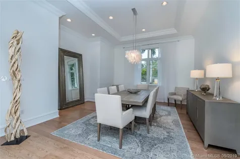 9001 Banyan Drive Miami FL 33156