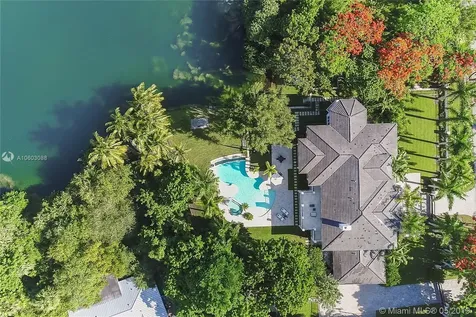 9001 Banyan Drive Miami FL 33156