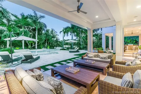 9001 Banyan Drive Miami FL 33156