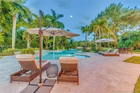 9001 Banyan Drive Miami FL 33156