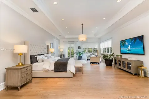 9001 Banyan Drive Miami FL 33156