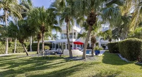 934 S Southlake Drive Hollywood FL 33019