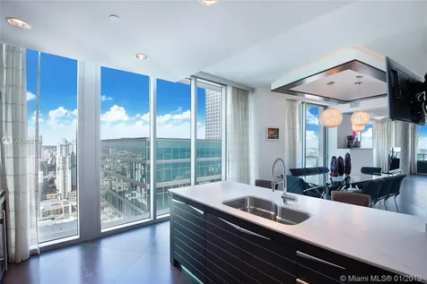 200 Biscayne Boulevard Way Miami FL 33131