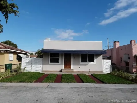 3453 SW 26th Street Miami FL 33133