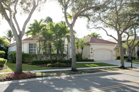 1537 Lantana Court Weston FL 33326