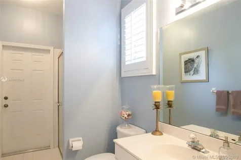 1537 Lantana Court Weston FL 33326