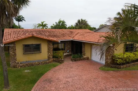 9975 SW 31st Terrace Miami FL 33165