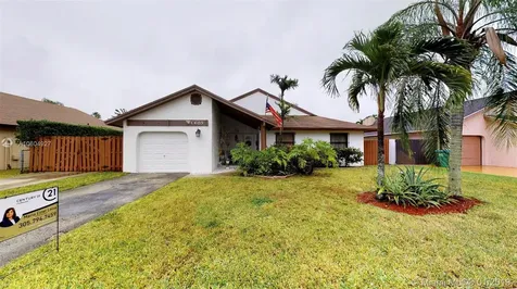 6689 SW 156th Court Miami FL 33193