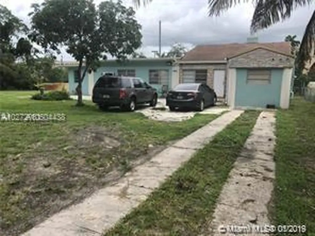 7525 NW 2nd Court Miami FL 33150