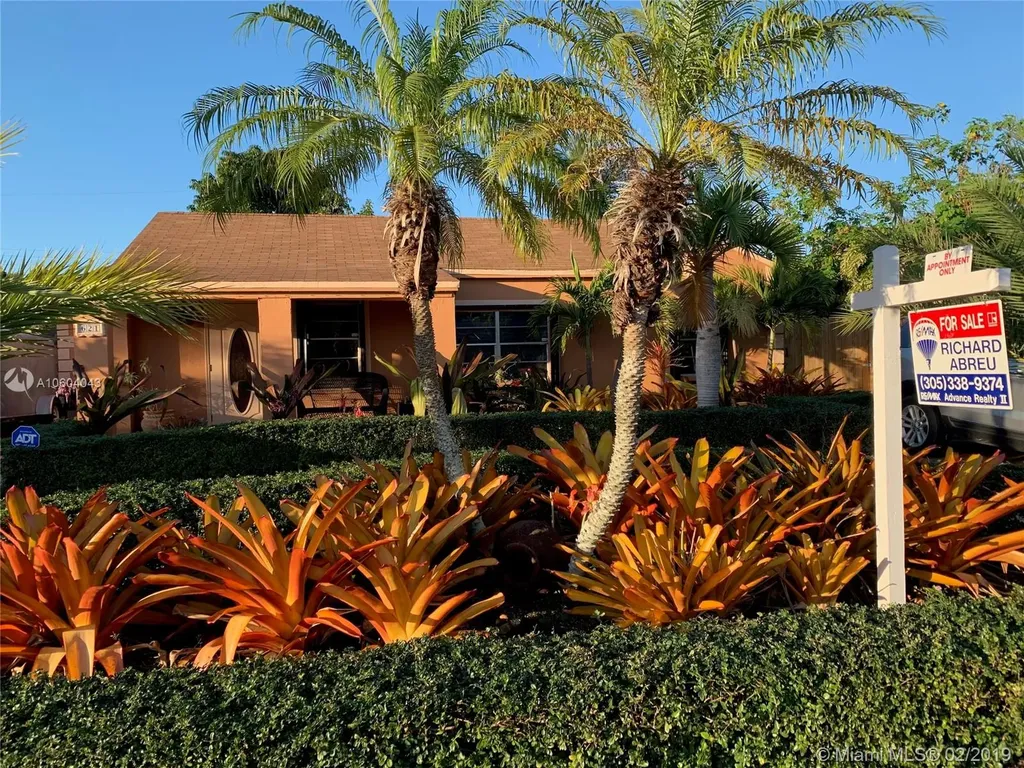 621 NE 2nd Place Hialeah FL 33010