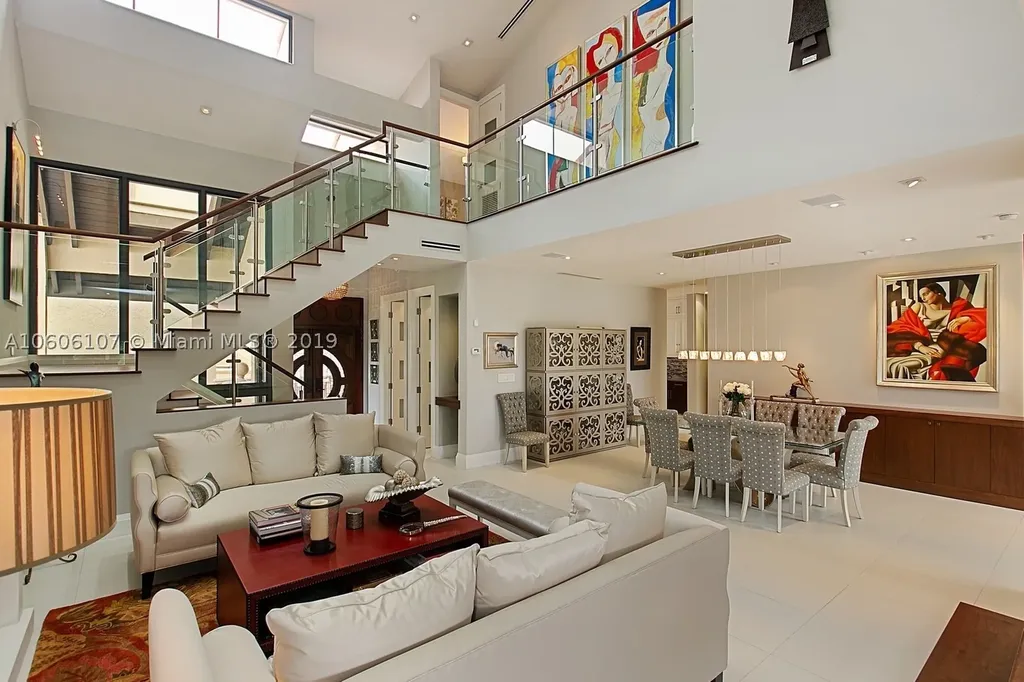 2000 S Bayshore Drive Miami FL 33133