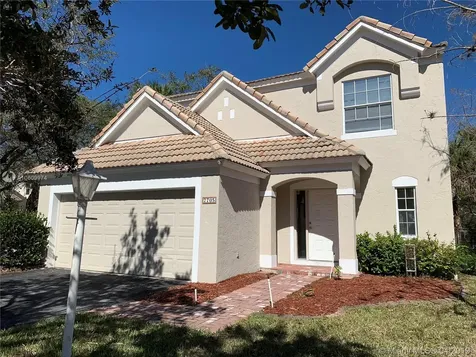 7705 Hibiscus Lane Coral Springs FL 33065