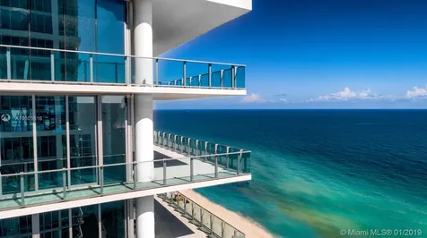 6901 Collins Avenue Miami Beach FL 33141