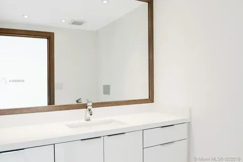 10155 Collins Avenue Bal Harbour FL 33154