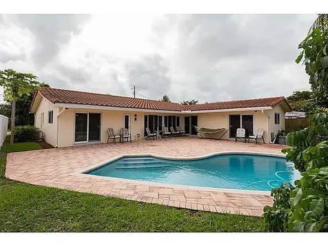 10155 Collins Avenue Bal Harbour FL 33154
