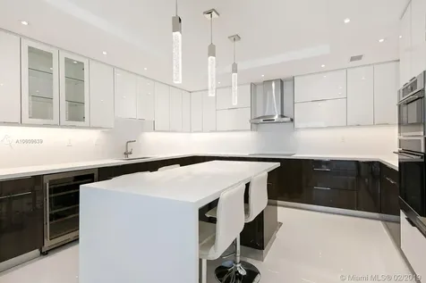 10155 Collins Avenue Bal Harbour FL 33154