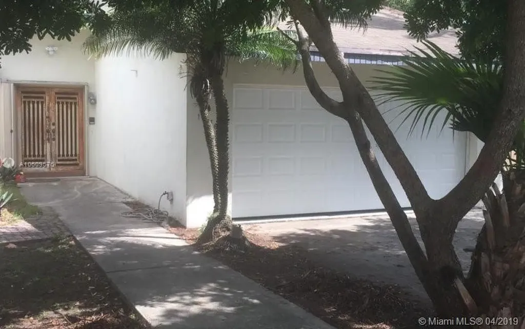 16500 SW 103rd Place Miami FL 33157