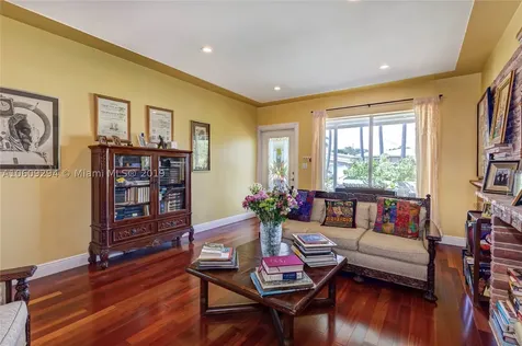 9033 Garland Avenue Surfside FL 33154