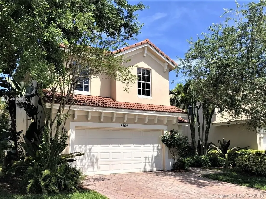 5769 SE Crooked Oak Avenue Hobe Sound FL 33455