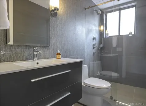 4002 Kumquat Avenue Miami FL 33133