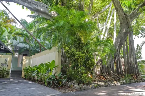 4002 Kumquat Avenue Miami FL 33133