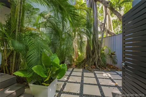 4002 Kumquat Avenue Miami FL 33133