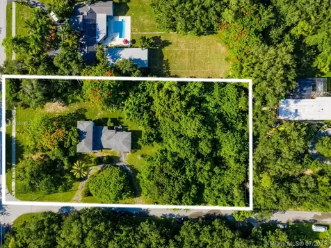 7900 SW 157th Street Palmetto Bay FL 33157