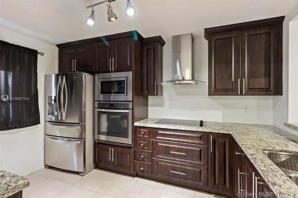 11733 NW 11th Street Pembroke Pines FL 33026