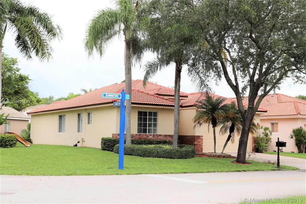 6503 Flamingo Way Coconut Creek FL 33073