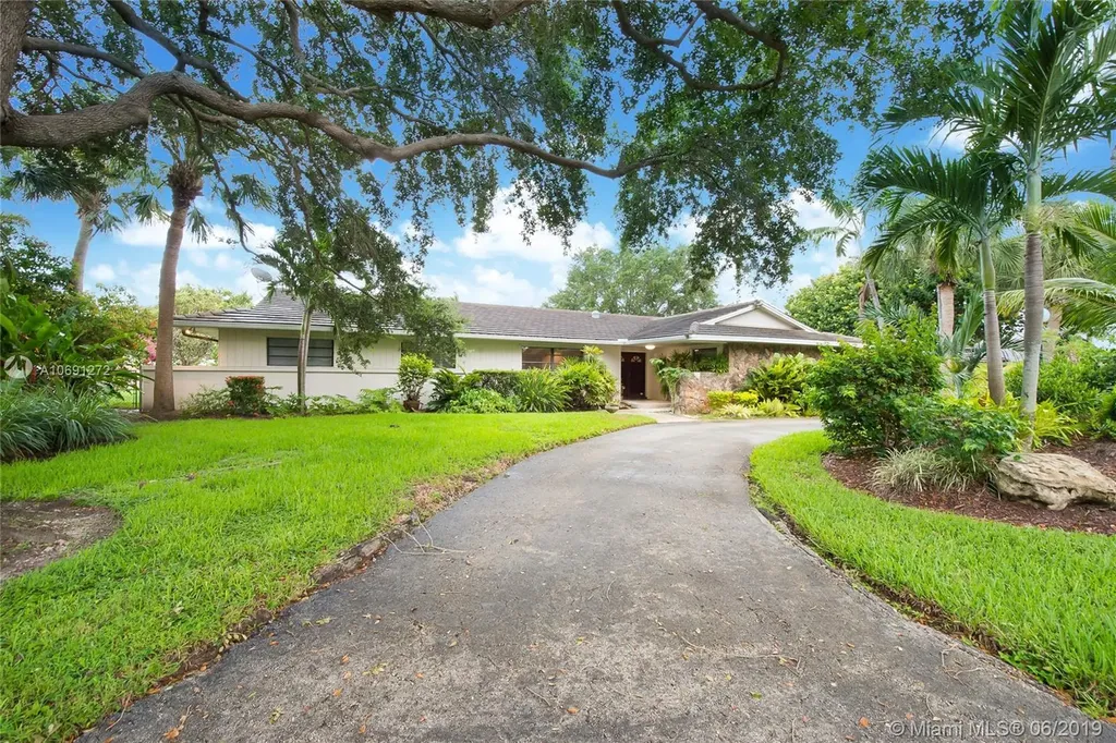 7420 SW 144th Terrace Palmetto Bay FL 33158