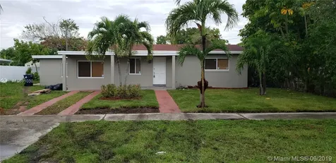 10211 Martinique Drive Cutler Bay FL 33189