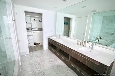 3131 NE 7th Avenue Miami FL 33137