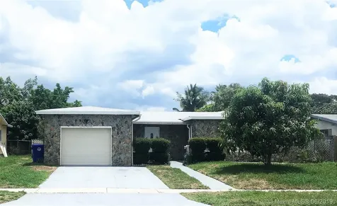 6520 SW 7th Court North Lauderdale FL 33068