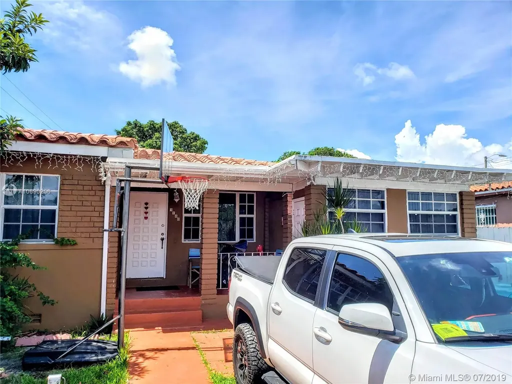 3180 SW 6th Street Miami FL 33135