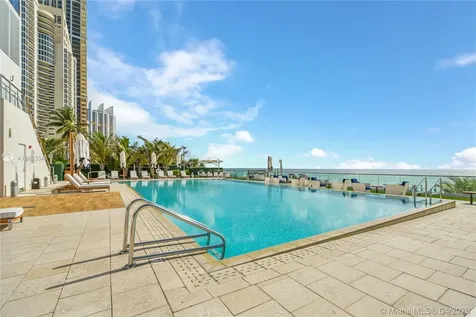 17475 Collins Avenue Sunny Isles Beach FL 33160