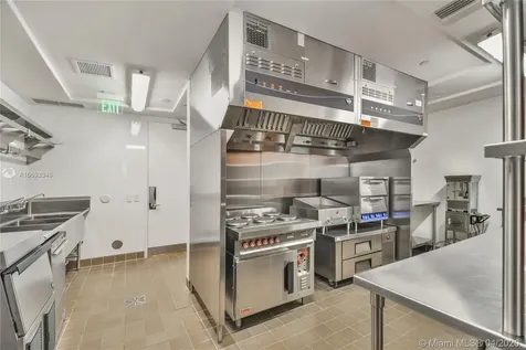 17475 Collins Avenue Sunny Isles Beach FL 33160