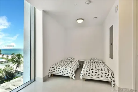 17475 Collins Avenue Sunny Isles Beach FL 33160